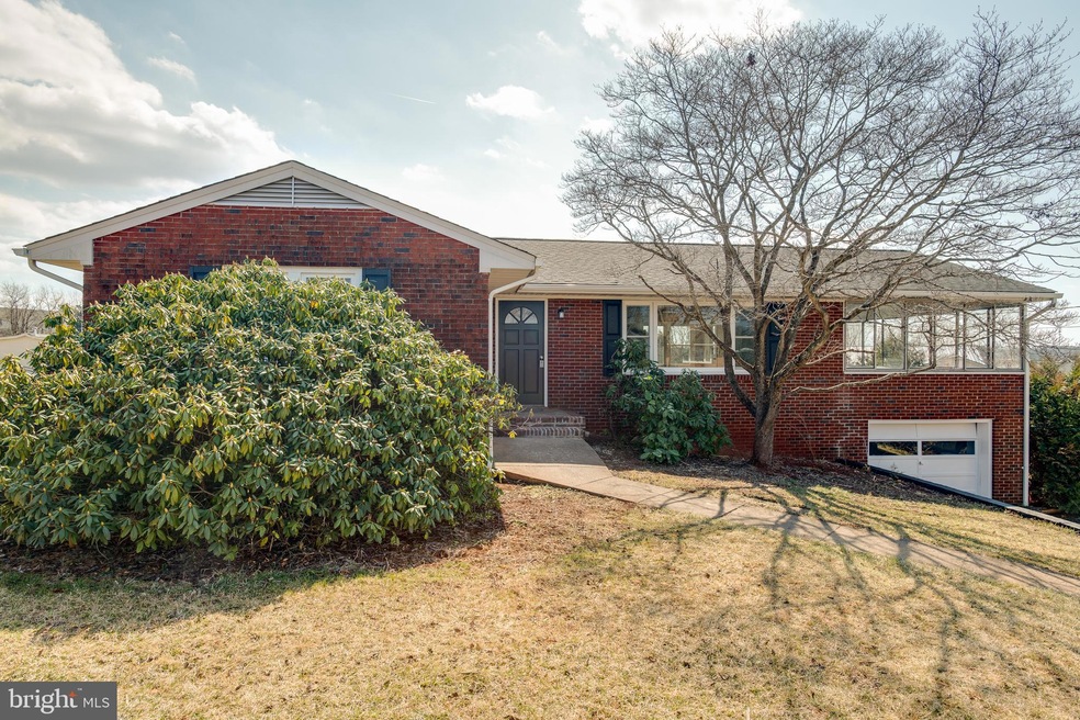 505 Azalea St, Culpeper, VA 22701 - photo 1