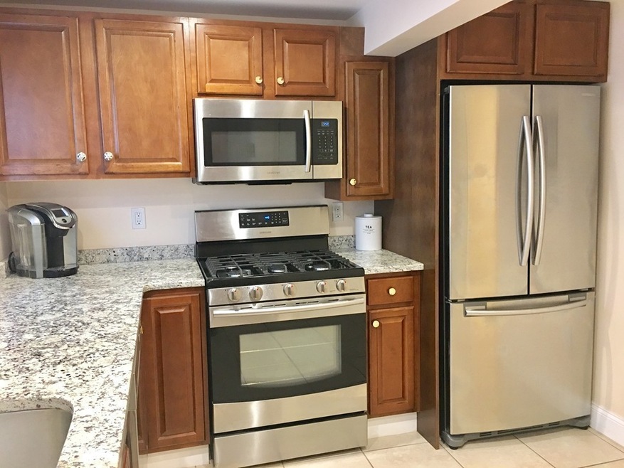 14 School St unit 1, Danvers, MA 01923 - photo 1