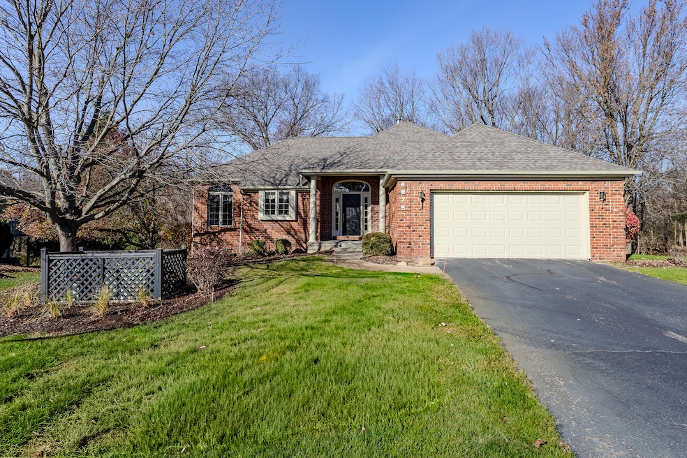 4875 N Quail Crest Dr SE, Grand Rapids, MI 49546 - photo 1