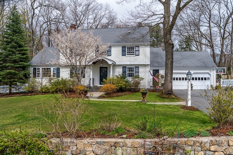 14 Deerfield Rd, Wellesley Hills, MA 02481 - photo 1