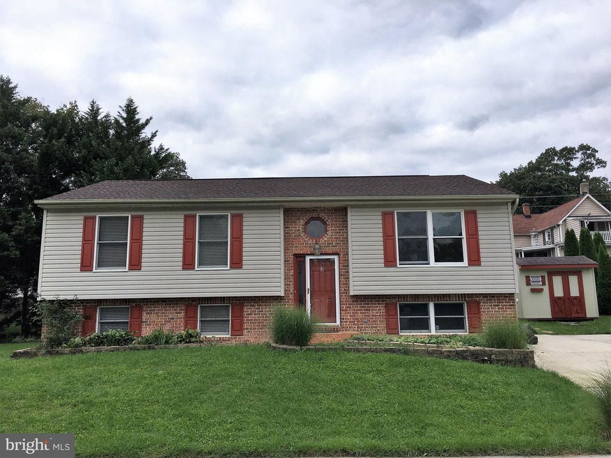 3 Hinesleigh Ct, Parkville, MD 21234 - photo 1