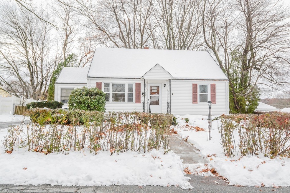 76 Thornton Ave, Lowell, MA 01852 - photo 1