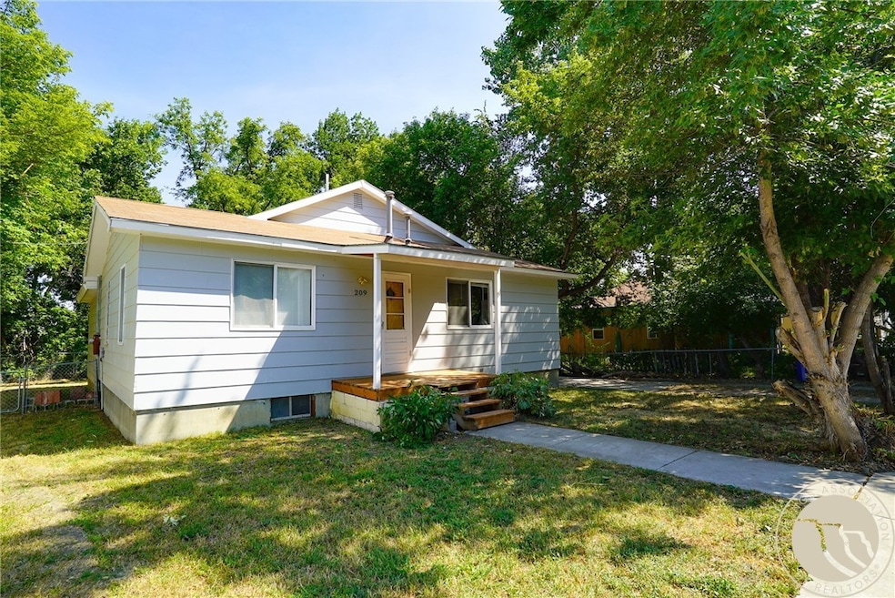 209 S 2nd St, Bridger, MT 59014 - photo 1