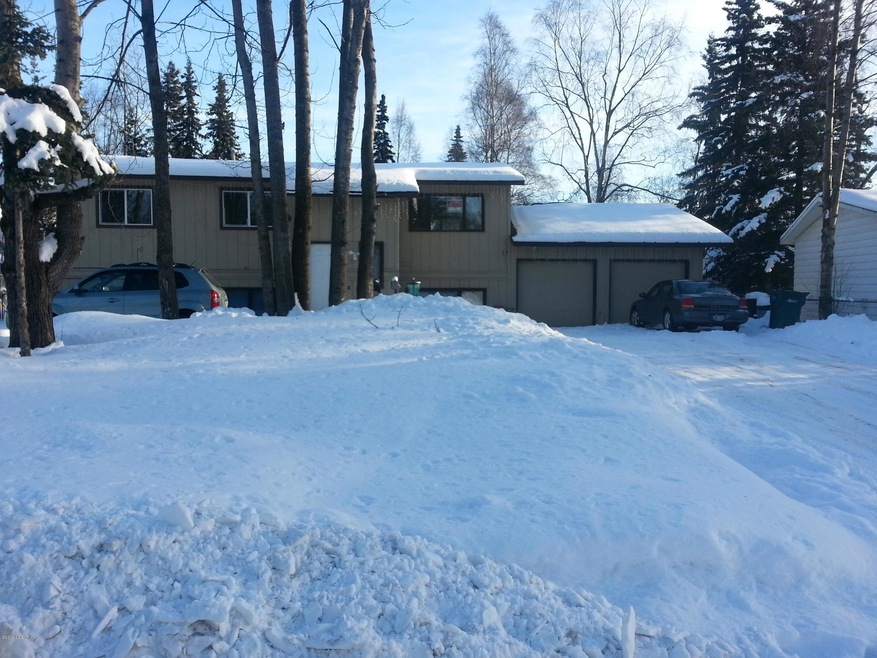 5526 Penn Cir, Anchorage, AK 99504 - photo 1