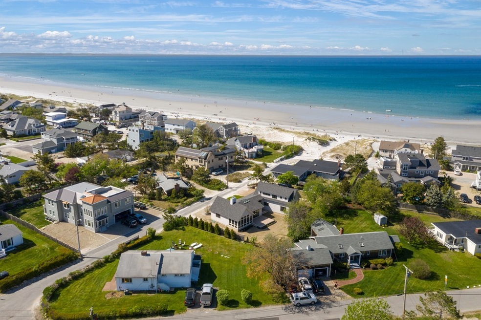 3 Bayberry Ln, Gloucester, MA 01930 - photo 1