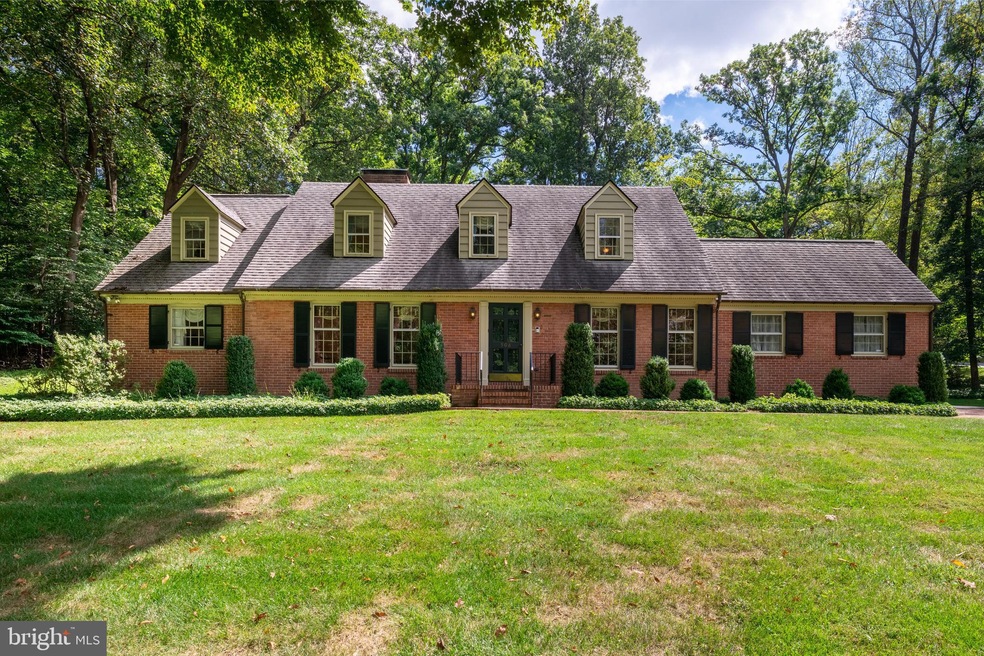 908 Stags Head Rd, Towson, MD 21286 - photo 1