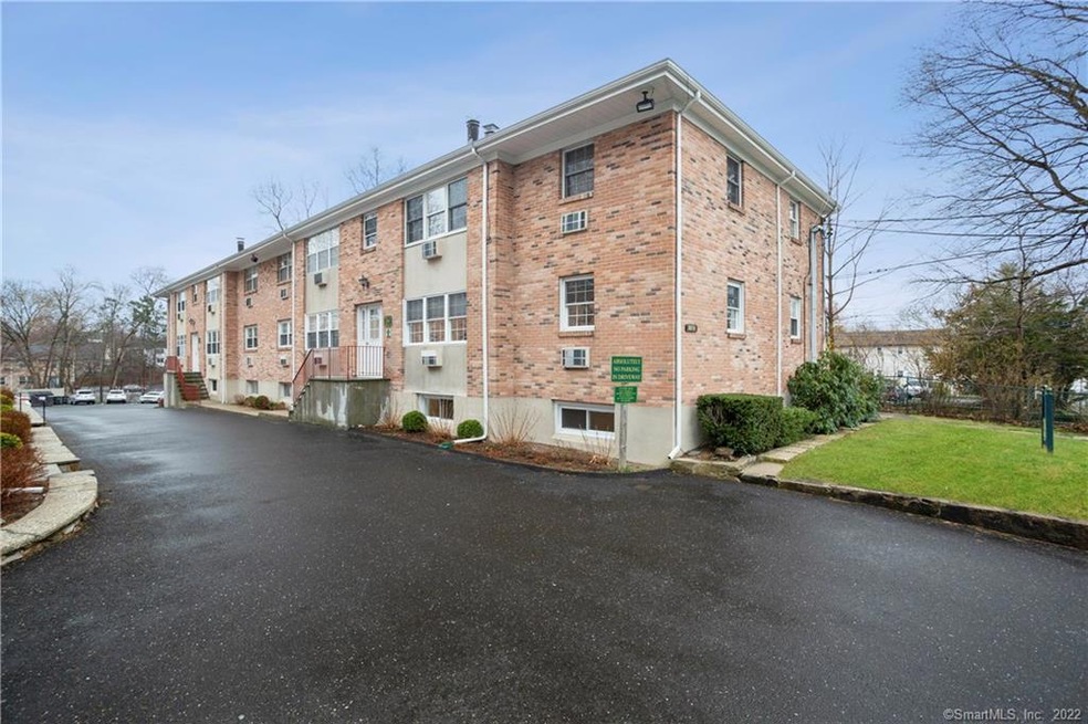 1307 Hope St unit A1, Stamford, CT 06907 - photo 1