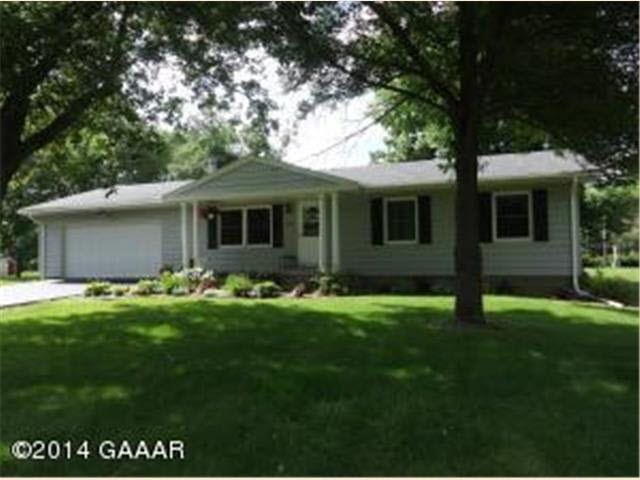 1006 S Darling Dr NW unit NW, Alexandria, MN 56308 - photo 1