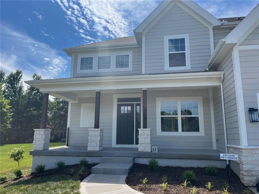 7246 Richards Dr, Shawnee, KS 66216 - photo 1