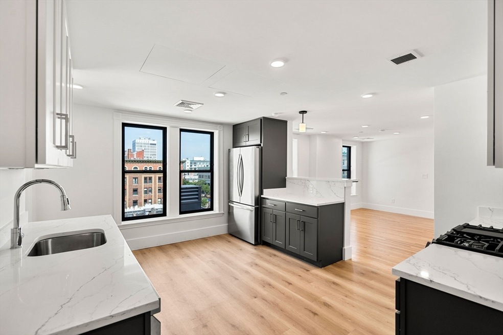 440 Mass Ave unit 1, Cambridge, MA 02139 - photo 1