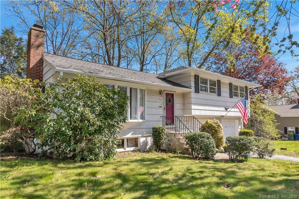 111 Piping Rock Dr, Waterbury, CT 06706 - photo 1