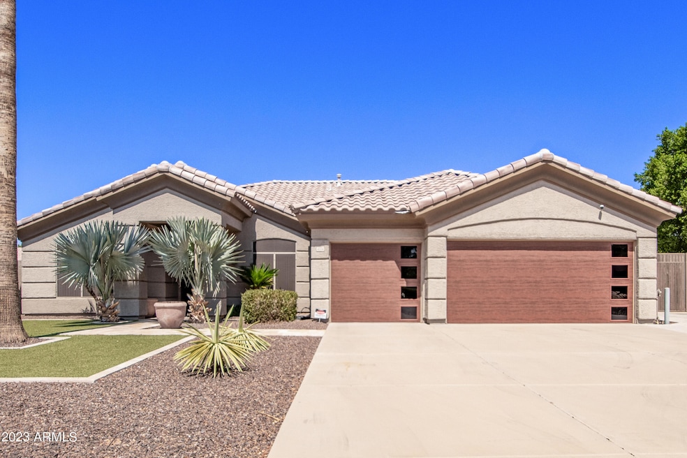 4334 E Elmwood St, Mesa, AZ 85205 - photo 1