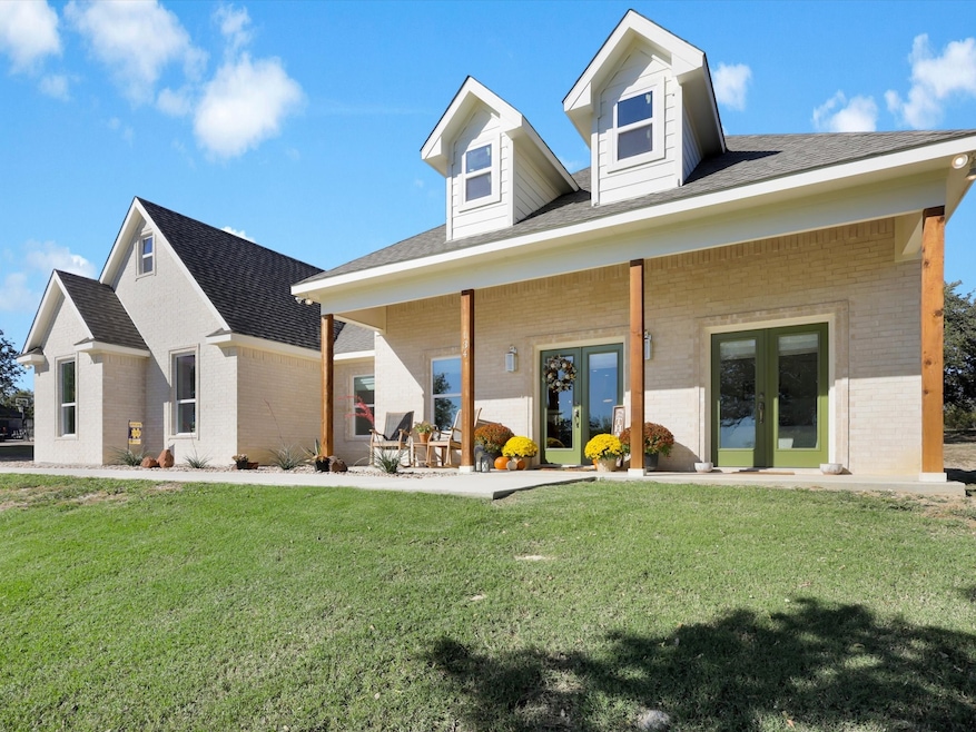 134 Hedges Cir, Weatherford, TX 76085 - photo 1