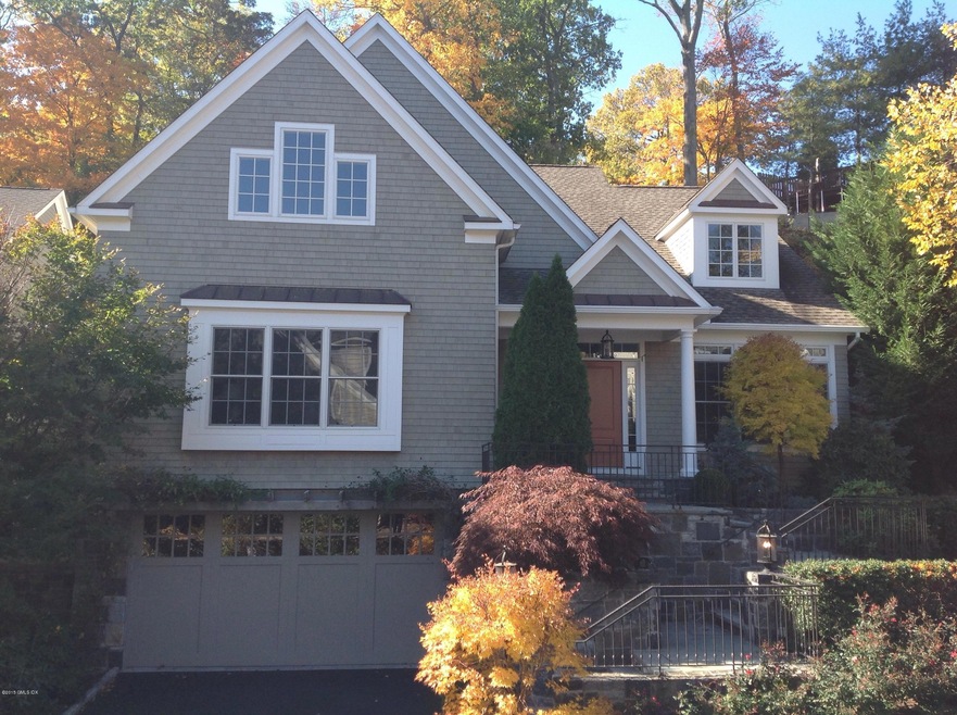 340 Valley Rd unit 9, Cos Cob, CT 06807 - photo 1