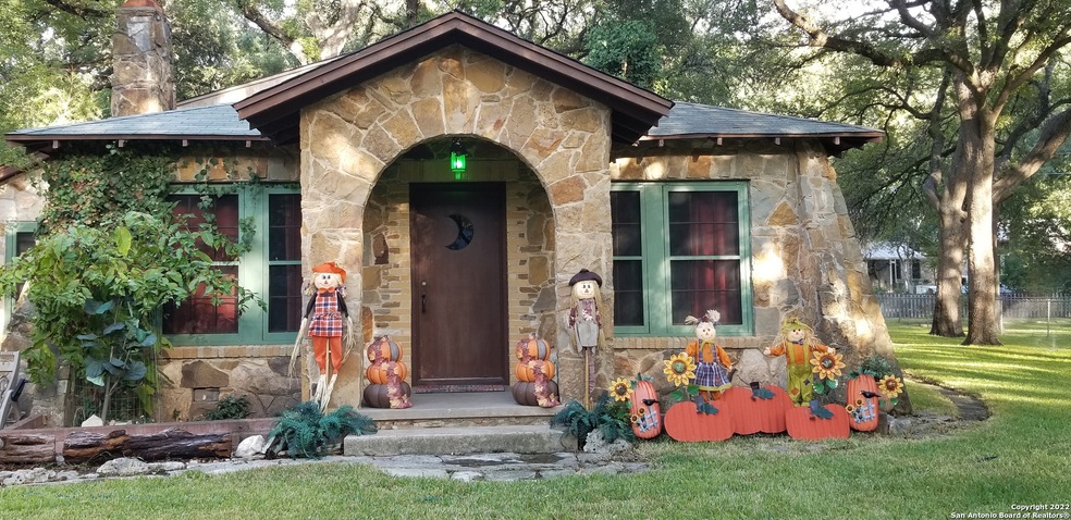 19602 Scenic Loop Rd, Helotes, TX 78023 - photo 1