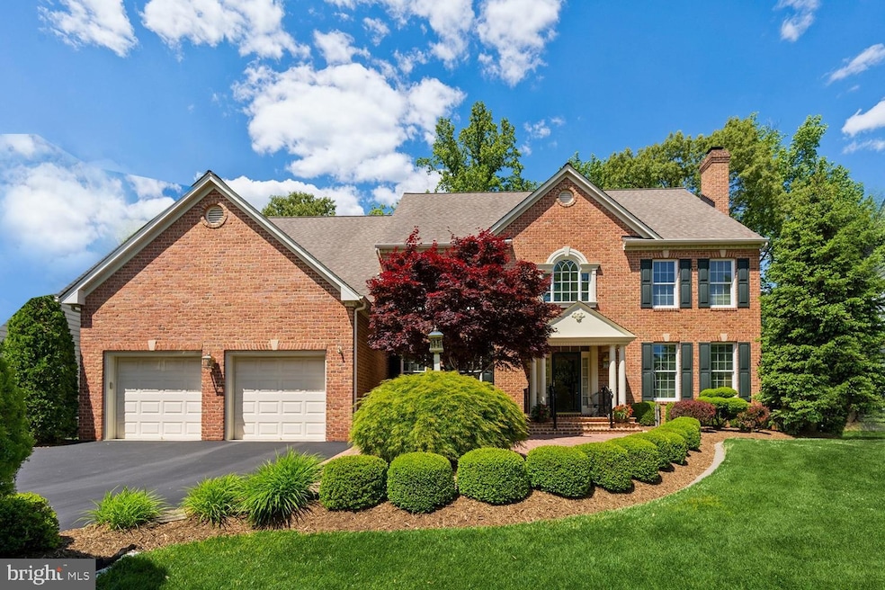 302 Broad Creek Dr, Annapolis, MD 21401 - photo 1