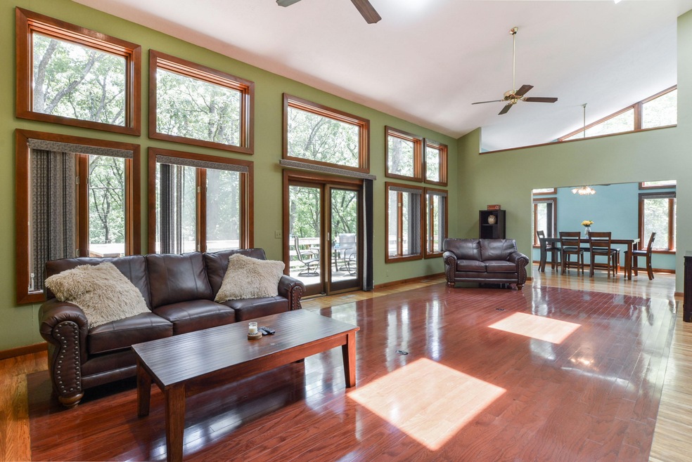 Floor to Ceiling Windows