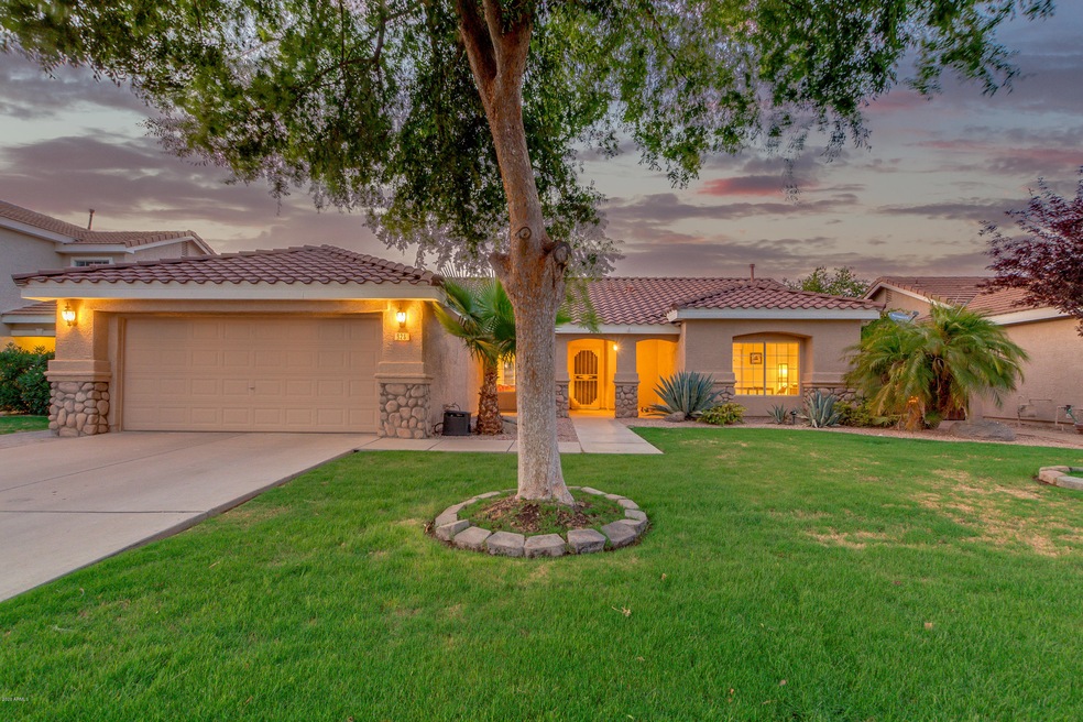 926 W Juanita Pl, Gilbert AZ