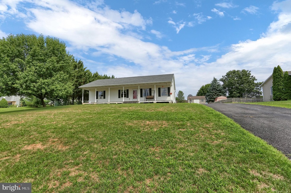 3532 Brook St, Greencastle, PA 17225 - photo 1