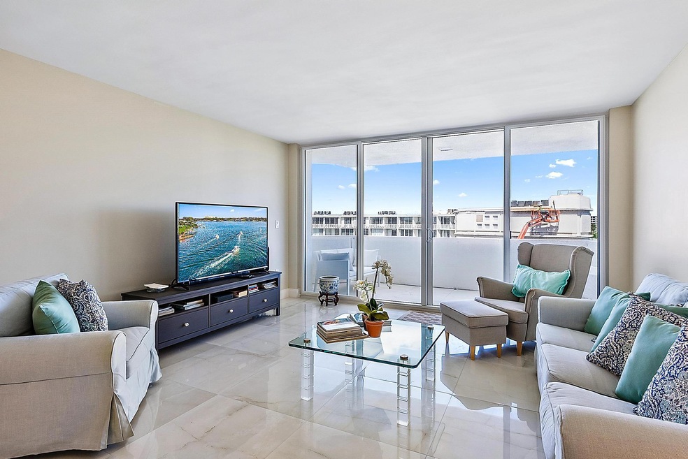 Carlyle House unit 517, Palm Beach, FL 33480 - photo 1