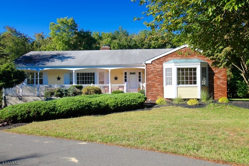 30 Whispering Hills Dr, Annandale, NJ 08801 - photo 1