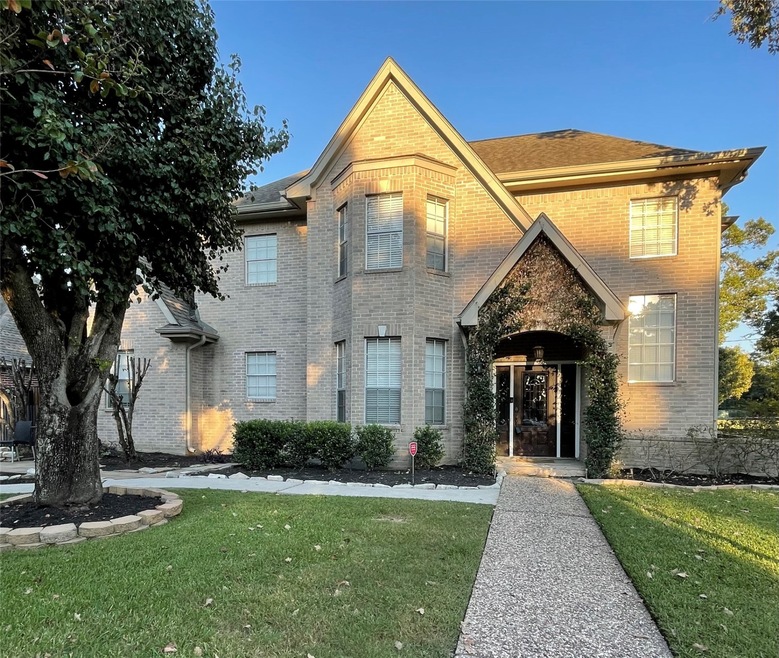 15618 Gettysburg Dr, Tomball, TX 77377 - photo 1