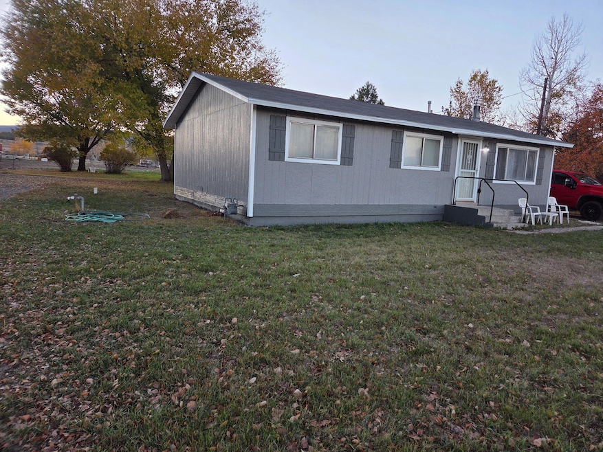 80 S 300 W, Panguitch, UT 84759 - photo 1