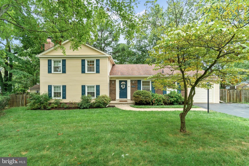 3803 Stoneybrooke Ct, Alexandria, VA 22306 - photo 1