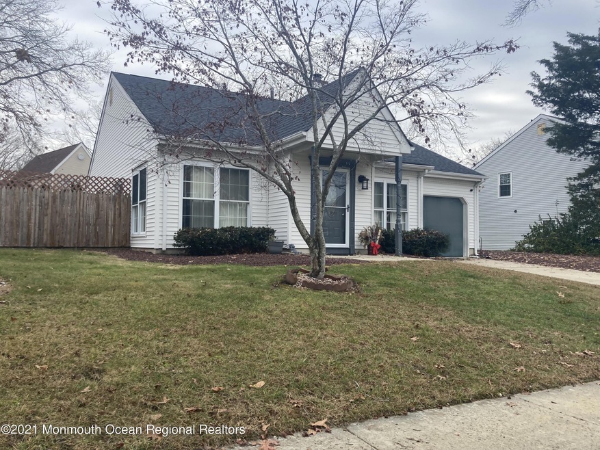 Sold $330,000 • Co-Listing Agent