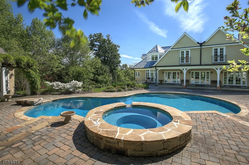 4 Cromwell Ln, Mendham, NJ 07945 - photo 1