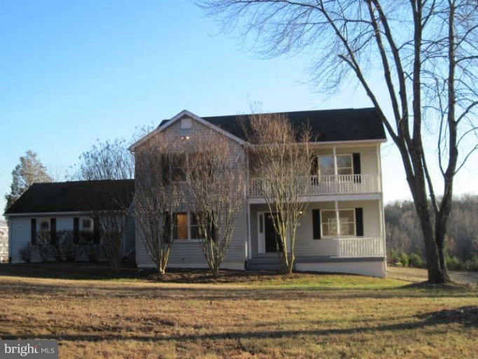 1052 Shetley Rd, Amissville, VA 20106 - photo 1
