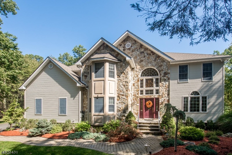 45 Castle Rock Rd, Hewitt, NJ 07421 - photo 1