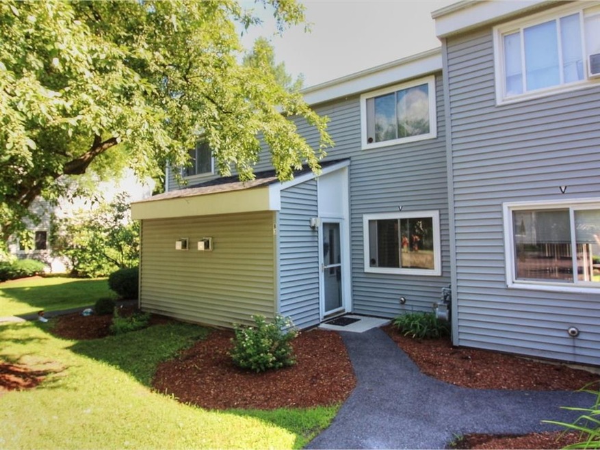 B3 Grandview Dr, South Burlington, VT 05403 - photo 1