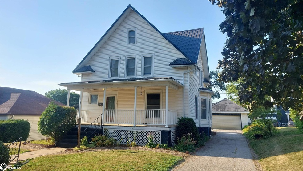 509 9th Ave, Shenandoah, IA 51601 - photo 1