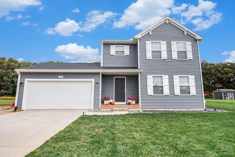 47223 Silver Oaks Blvd, Mattawan, MI 49071 - photo 1