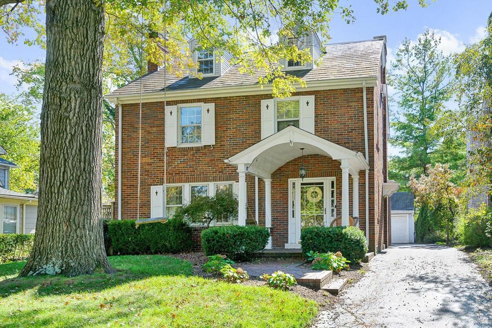 2575 Bryden Road