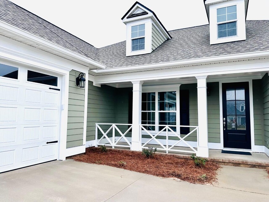 121 Bluet Loop