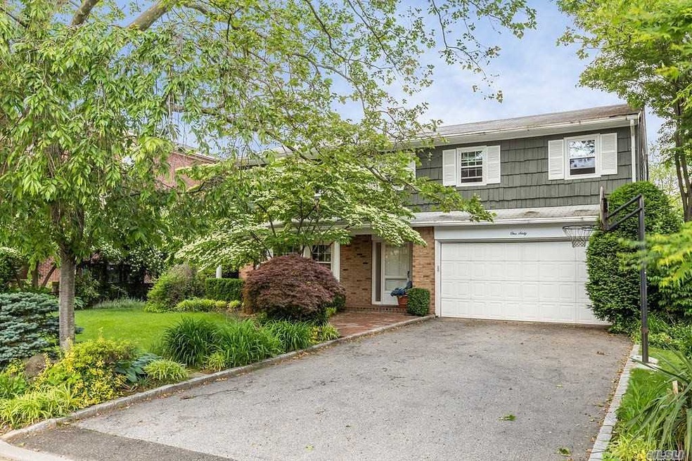 160 Harborview N, Lawrence, NY 11559 - photo 1