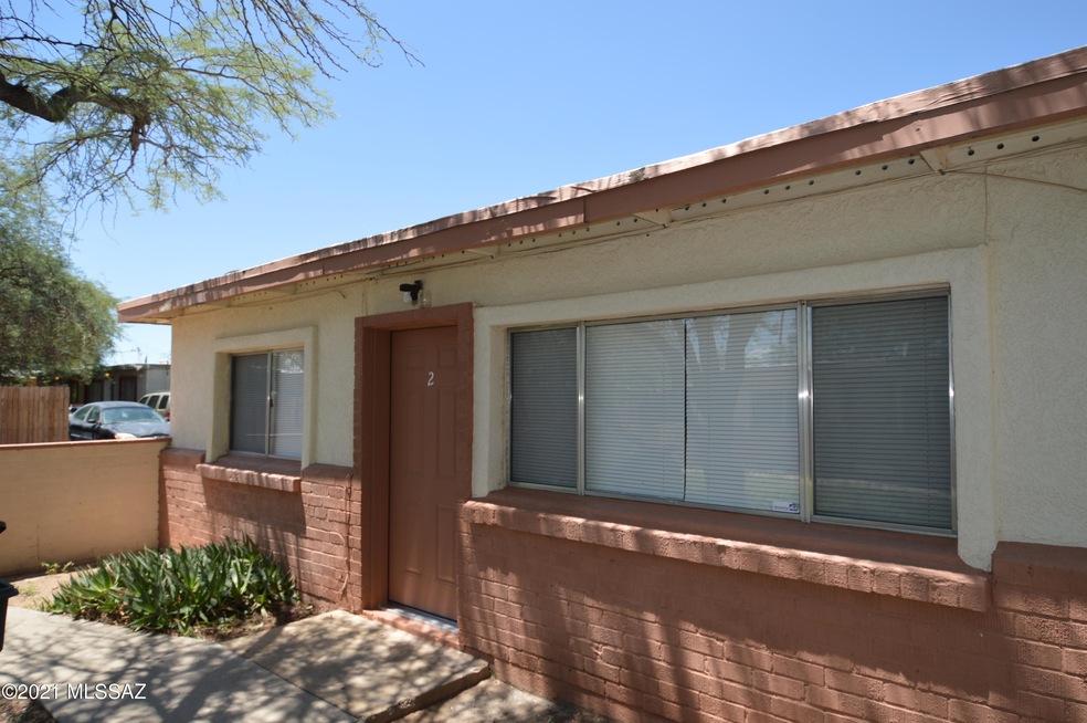 460 E Delano St unit 2, Tucson, AZ 85705 - photo 1