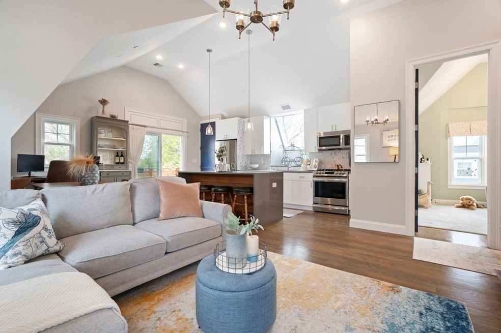 30 Varnum St unit 3, Arlington, MA 02474 - photo 1