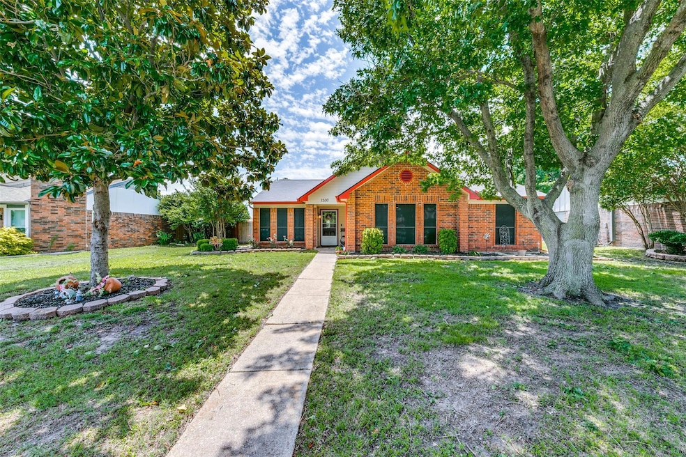 1300 Wyndham Dr, Wylie, TX 75098 - photo 1