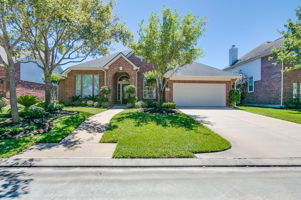 Welcome to 12807 Wandering Streams Dr.