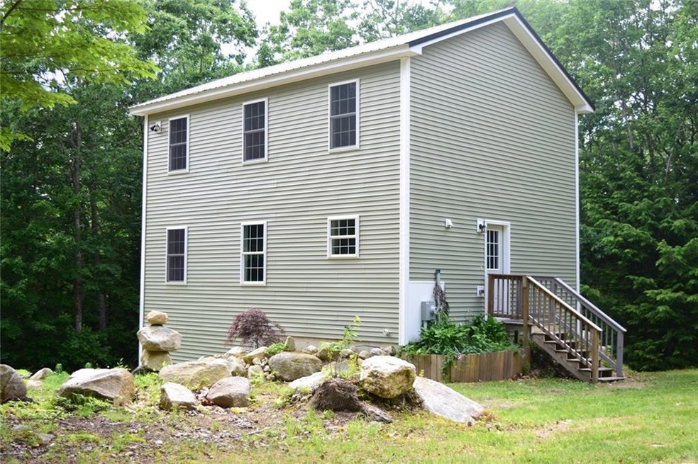 2010 Colonial on the last lot in the...