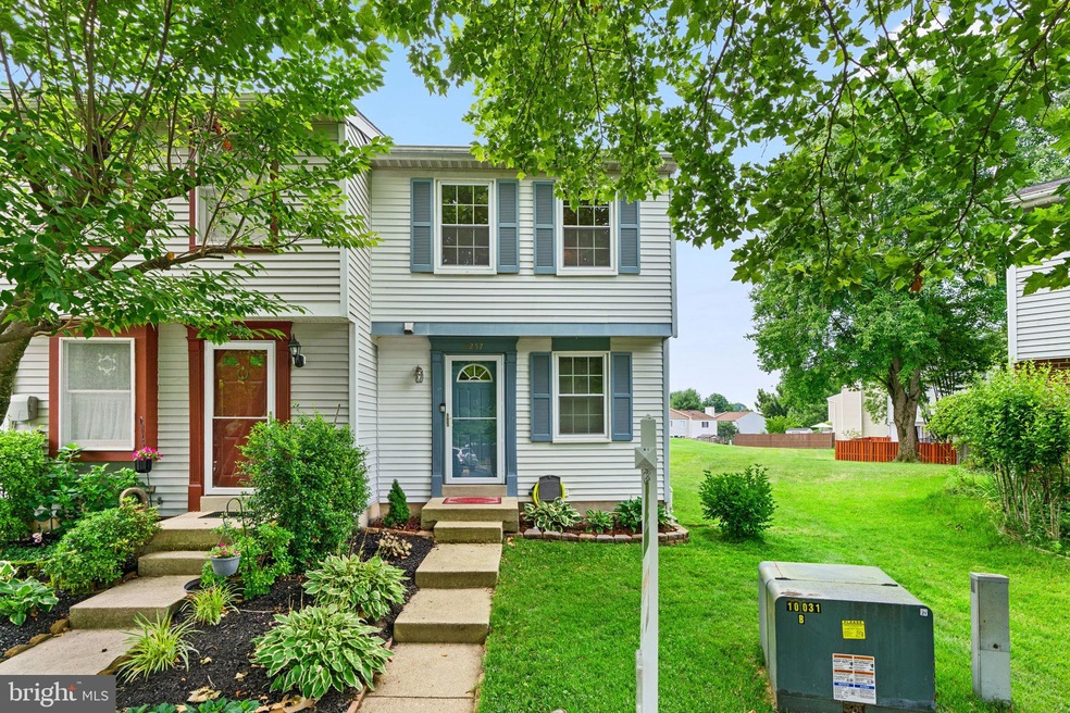 8257 Mary Lee Ln, Laurel, MD 20723 - photo 1