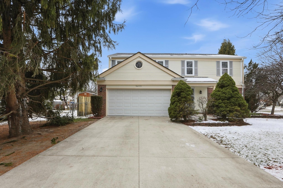 54173 Avondale Dr, New Baltimore, MI 48047 - photo 1