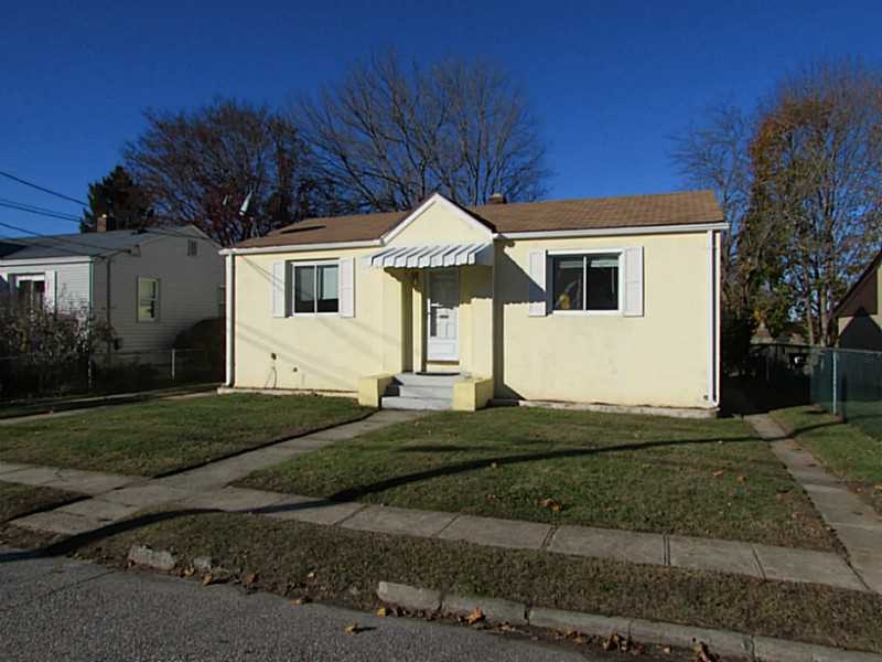 Exterior Front. Solidly built house. Energy effici