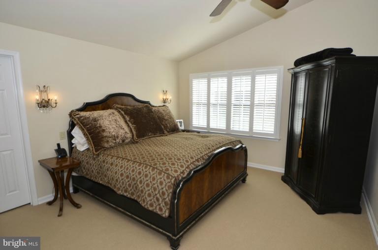 2249 Arden St, Dunn Loring, VA 22027 - photo 1