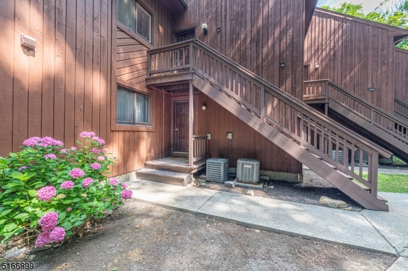 7 Deer Valley Ln unit 7, Vernon, NJ 07462 - photo 1