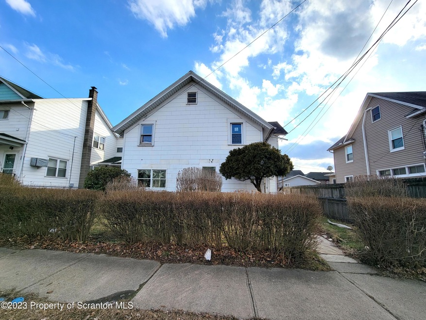 730 Minooka Ave unit 732, Moosic, PA 18507 - photo 1