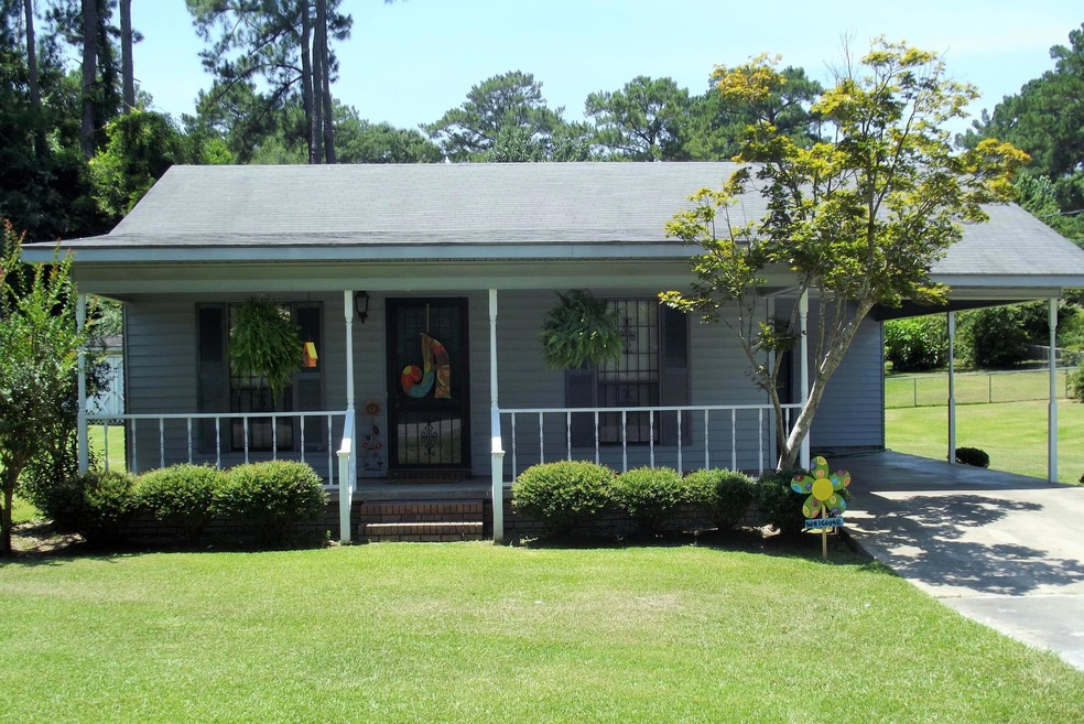 3820 University Ave, Laurel, MS 39440 - photo 1